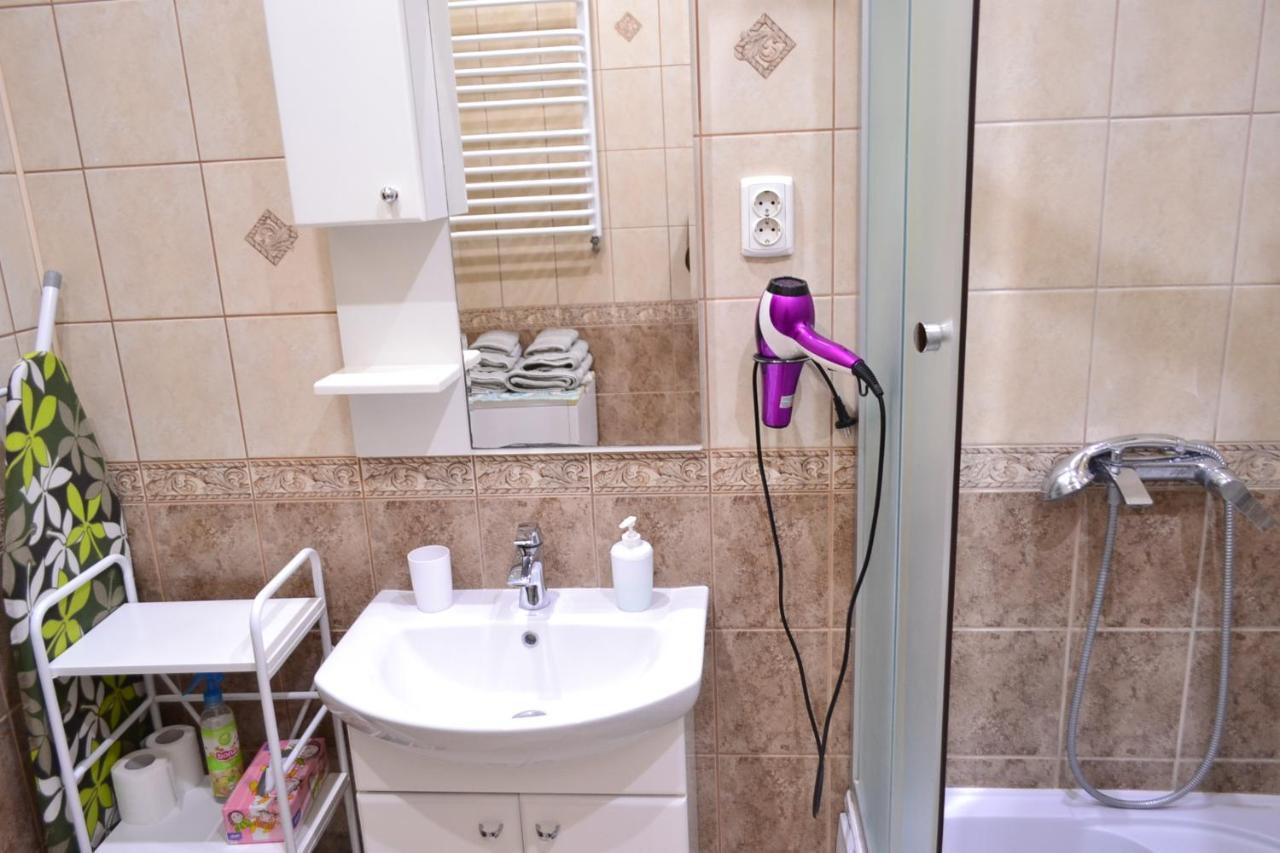 Apartment On Shevchenka Boulevard Ternopil Eksteriør bilde
